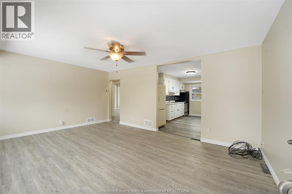1970 Ellrose, Windsor, Ontario  N8W 4T9 - Photo 11 - 26002986