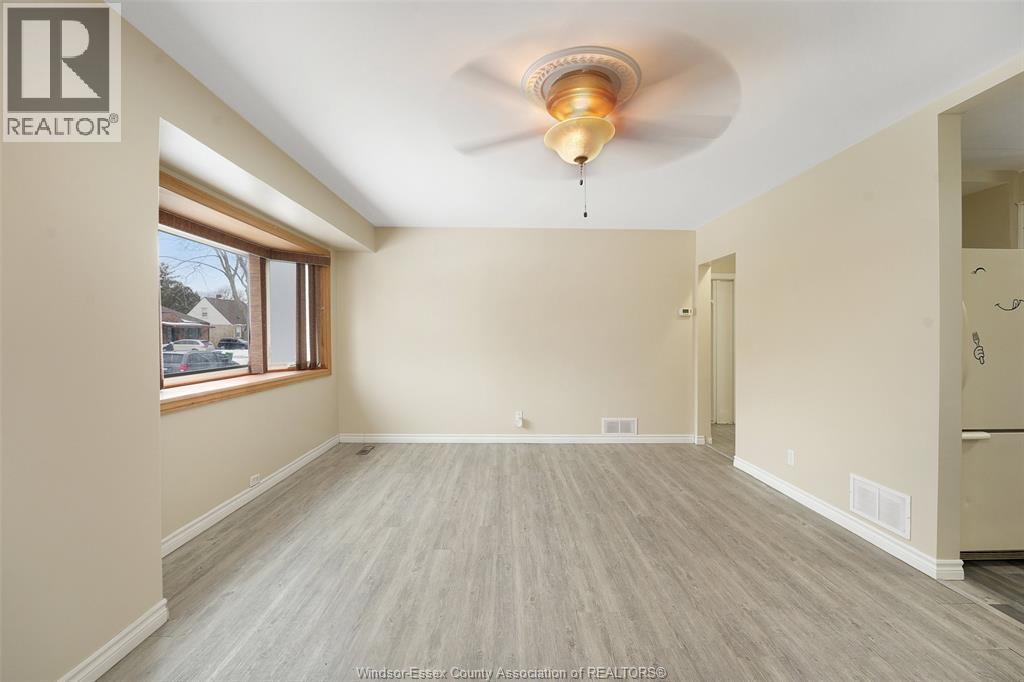 1970 Ellrose, Windsor, Ontario  N8W 4T9 - Photo 12 - 26002986