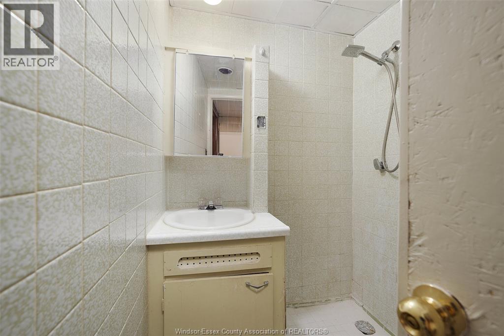 1970 Ellrose, Windsor, Ontario  N8W 4T9 - Photo 26 - 26002986