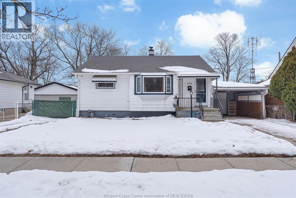 1970 Ellrose, Windsor, Ontario  N8W 4T9 - Photo 3 - 26002986