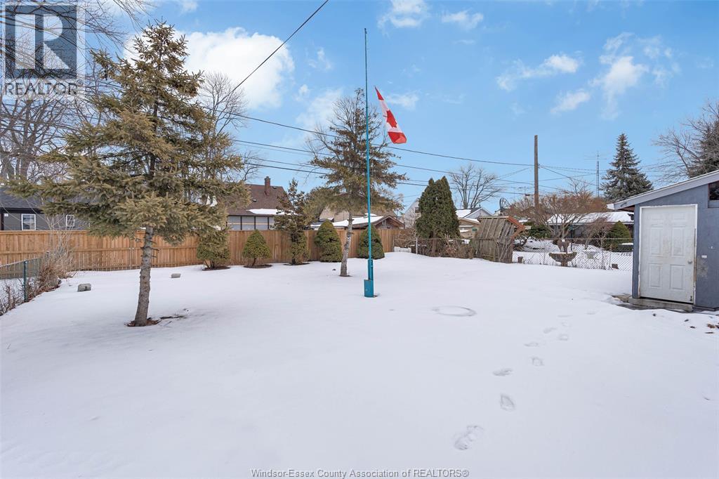 1970 Ellrose, Windsor, Ontario  N8W 4T9 - Photo 5 - 26002986