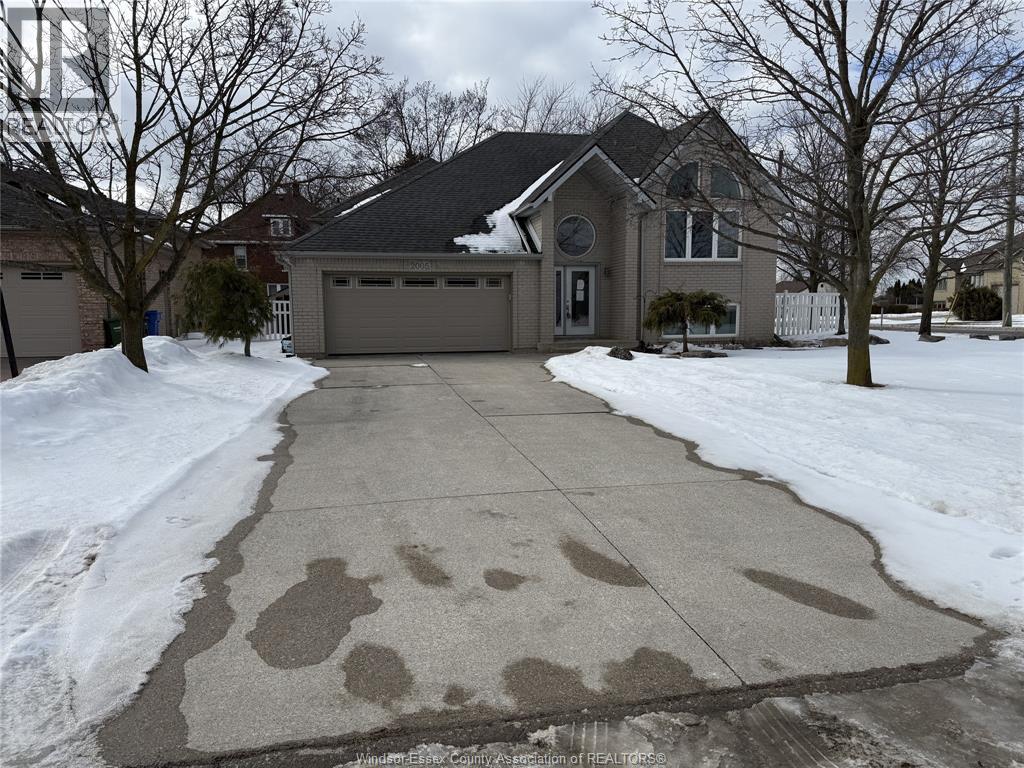 2005 SHAWNEE, Tecumseh, Ontario