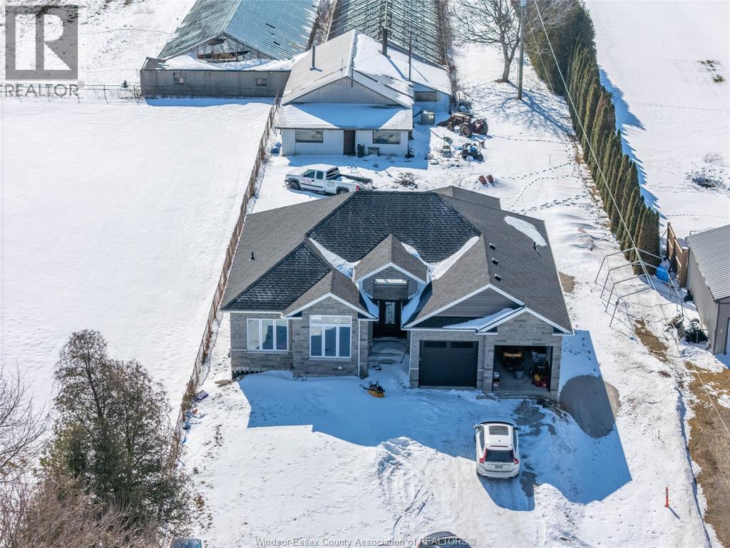 530 Mersea 3 Rd, Leamington, Ontario  N8H 3V5 - Photo 6 - 26003223
