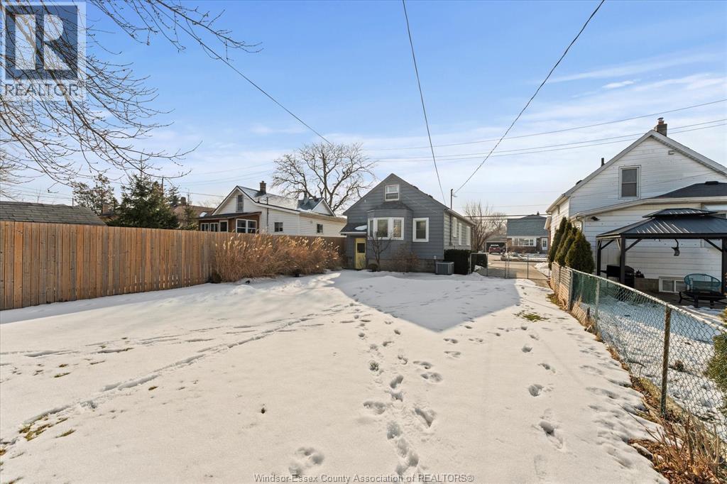 376 Lauzon, Windsor, Ontario  N8S 3L9 - Photo 33 - 26003351