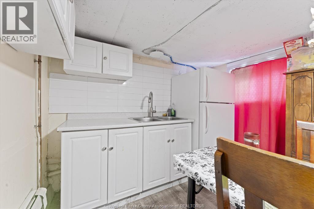 3060 Sandwich Unit# Room 1, Windsor, Ontario  N9C 1A4 - Photo 29 - 26003442