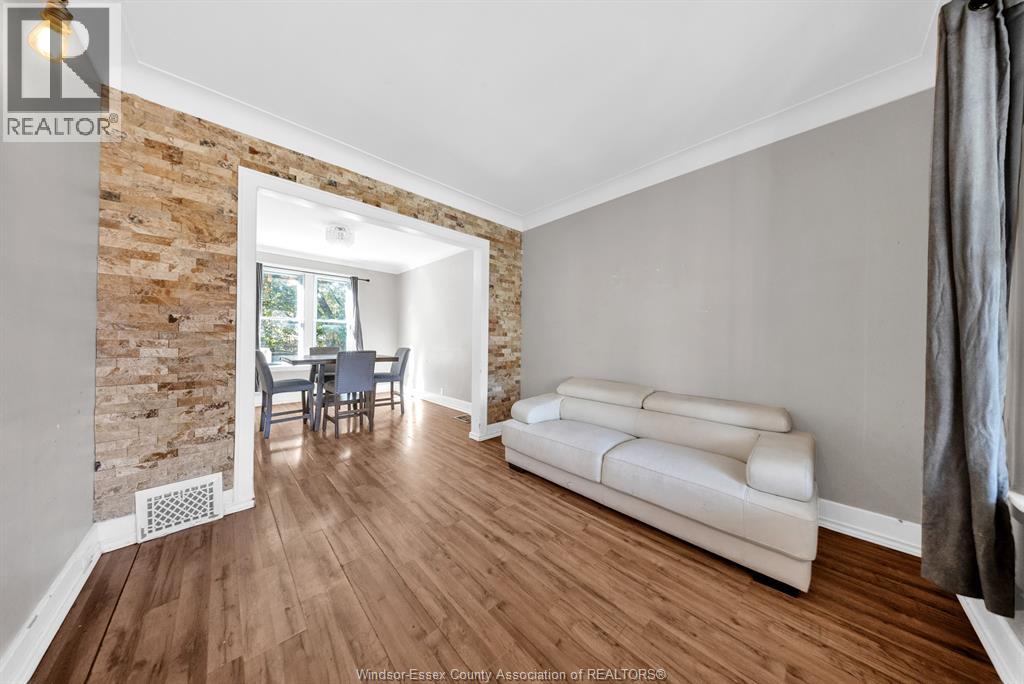 1137 Bruce Avenue, Windsor, Ontario  N9A 4Y3 - Photo 8 - 26003431