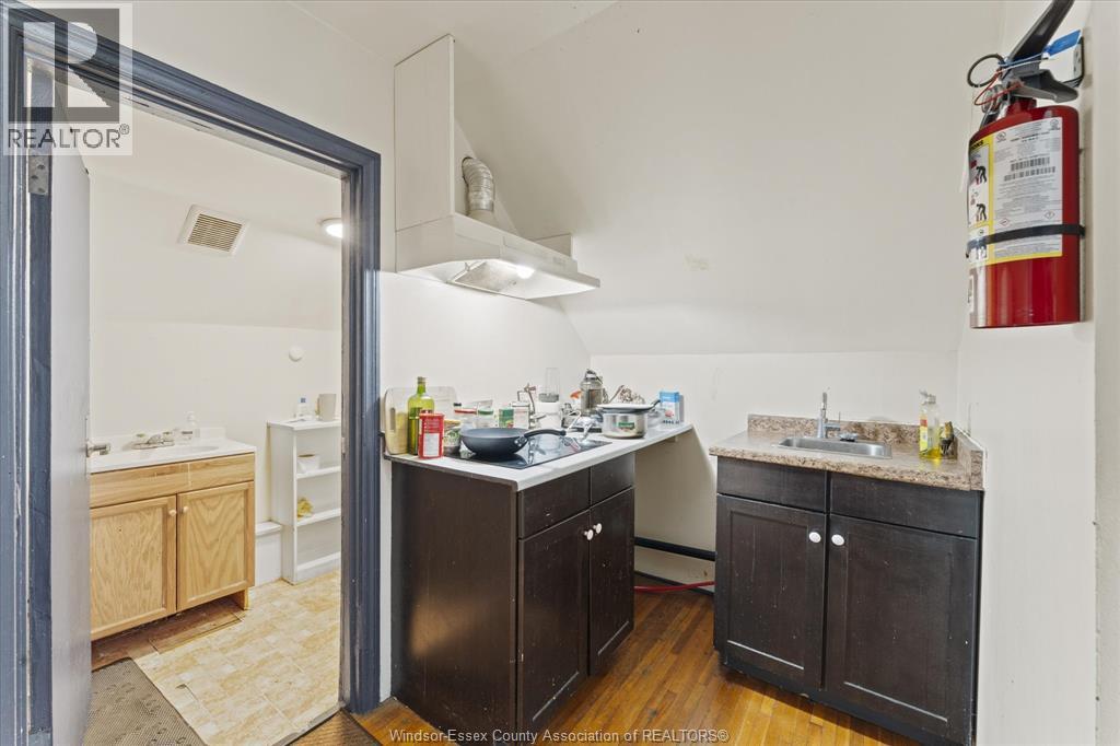 3060 Sandwich Unit# 3rd Floor Loft, Windsor, Ontario  N9C 1A4 - Photo 24 - 26003447