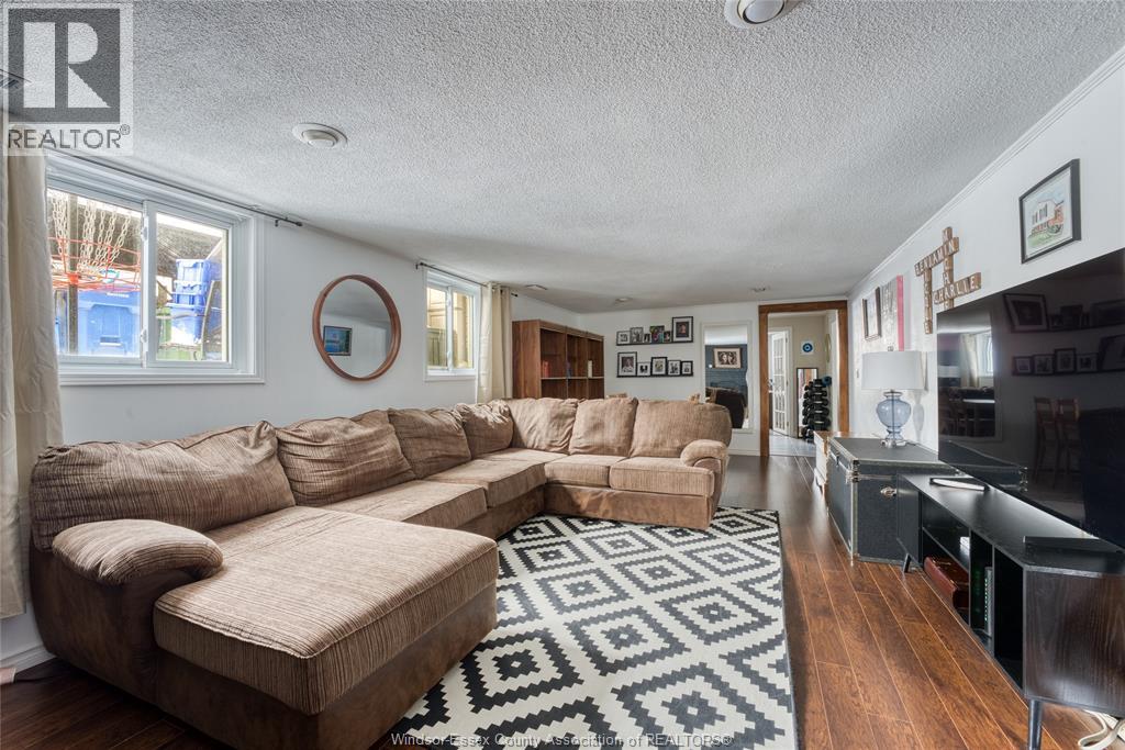 9485 Ridge, Windsor, Ontario  N8R 1G5 - Photo 24 - 26003449