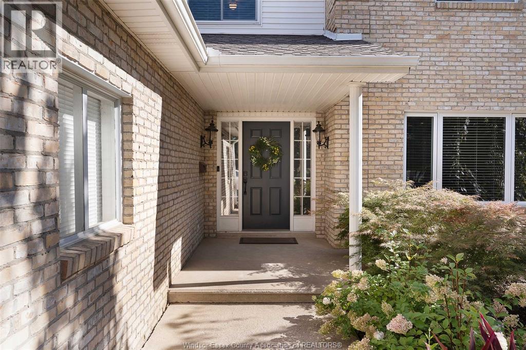 229 Irwin Ave, Essex, Ontario  N8M 2T5 - Photo 6 - 26003367