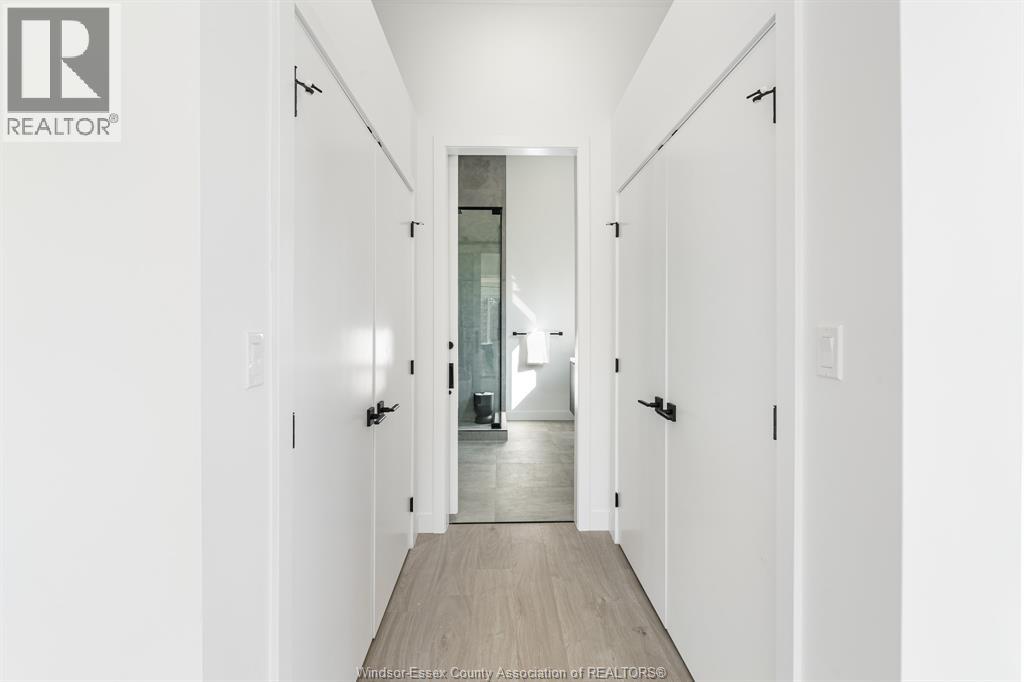 2035 Seneca Street, Windsor, Ontario  N8W 2Z9 - Photo 22 - 26003474