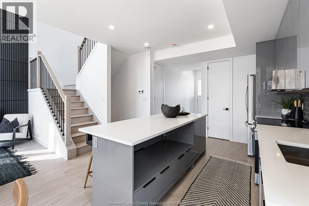 2035 Seneca Street, Windsor, Ontario  N8W 2Z9 - Photo 4 - 26003474