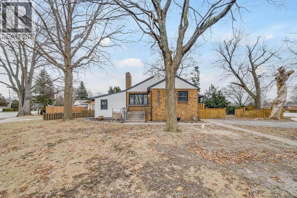 1114 EDWARD Unit# UPPER, Windsor, Ontario