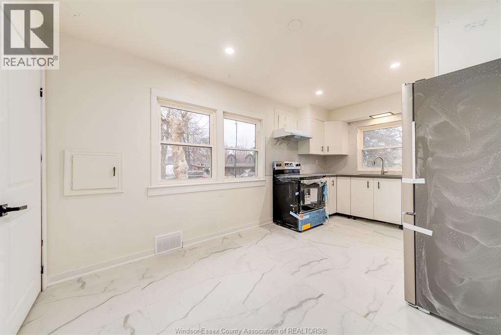 1114 Edward Unit# Upper, Windsor, Ontario  N8S 3A1 - Photo 6 - 26003479
