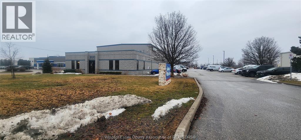 9009 TWIN OAKS DRIVE Unit# 200, Windsor, Ontario