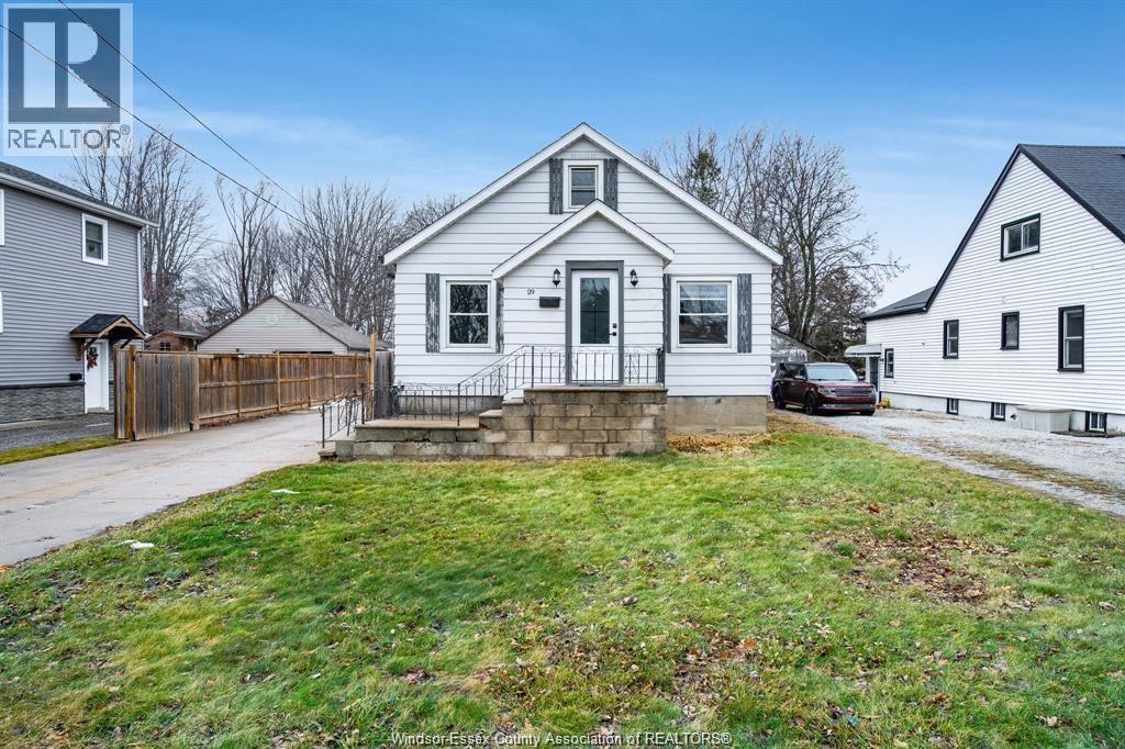 29 WILKINSON DRIVE, Leamington, Ontario