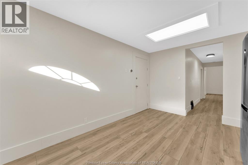785 Hall #main, Windsor, Ontario  N9A 2L9 - Photo 10 - 26003567