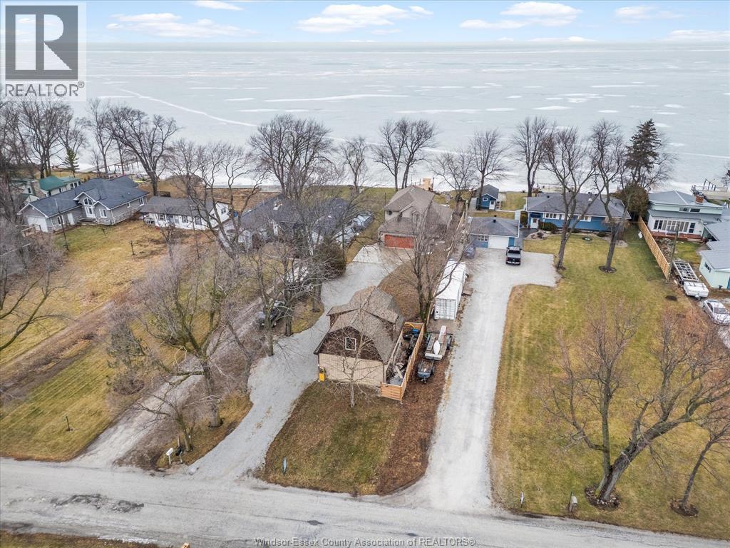 419 CHARRON BEACH, Lakeshore, Ontario