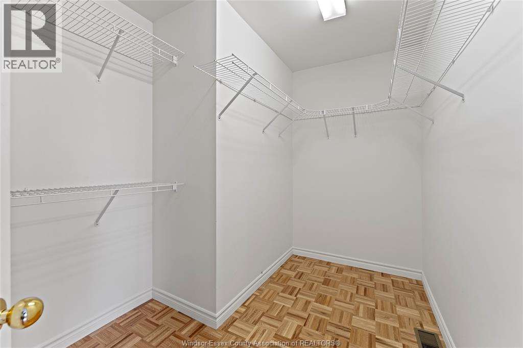 1712 Lesperance, Tecumseh, Ontario  N8N 1Y3 - Photo 19 - 26003629