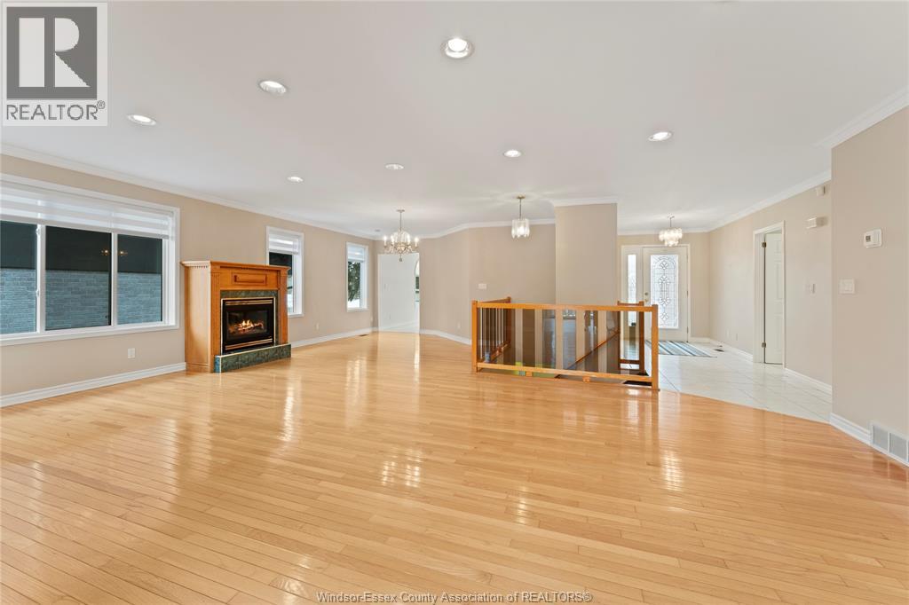 1712 Lesperance, Tecumseh, Ontario  N8N 1Y3 - Photo 6 - 26003629