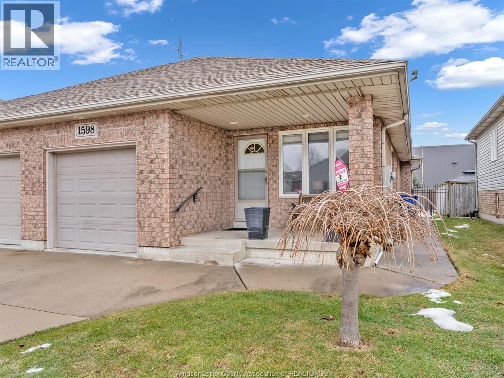 1598 HEATHERGLEN DRIVE, Tecumseh, Ontario