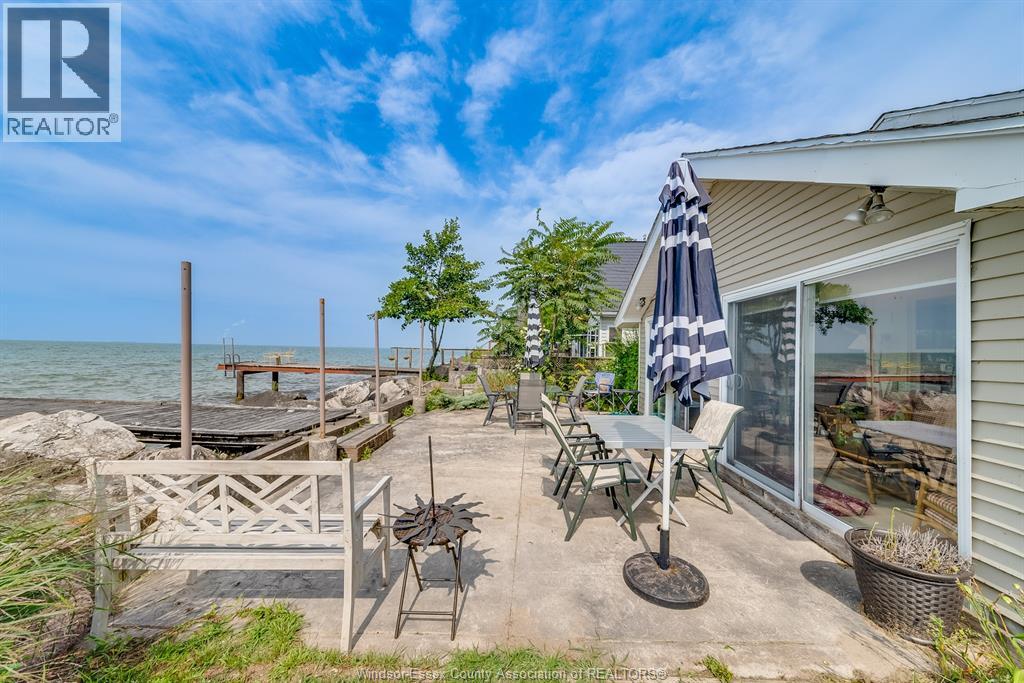 499 Lakeside Drive, Amherstburg, Ontario  N0R 1G0 - Photo 30 - 26003636