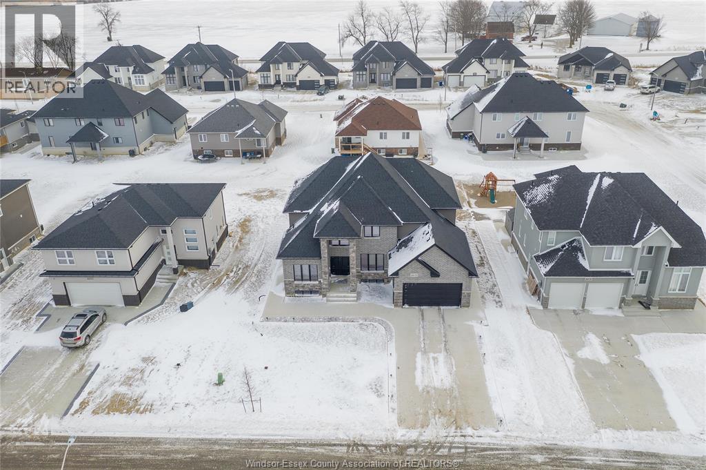 4433 Belmont, Comber, Ontario  N0P 1J0 - Photo 2 - 26003742