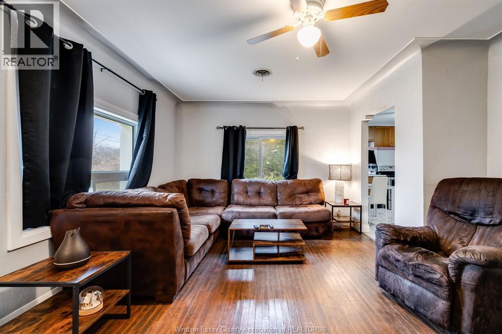 672 Talbot Road, Maidstone, Ontario  N0R 1K0 - Photo 4 - 26003735