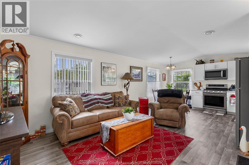 191 Steven Court, Essex, Ontario  N8M 2A8 - Photo 6 - 26003750