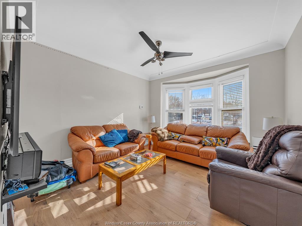 393 Detroit Street, Windsor, Ontario  N9C 2P4 - Photo 6 - 26003757