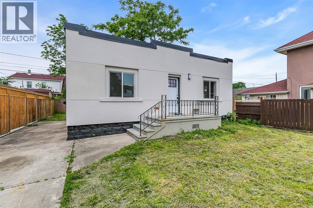 1737 Drouillard Road, Windsor, Ontario  N8Y 2S6 - Photo 4 - 26003755