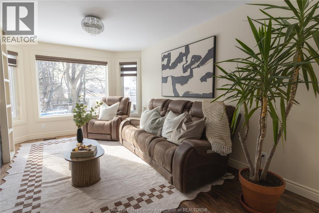 233 Old Tecumseh, Lakeshore, Ontario  N8N 3S9 - Photo 14 - 26003703