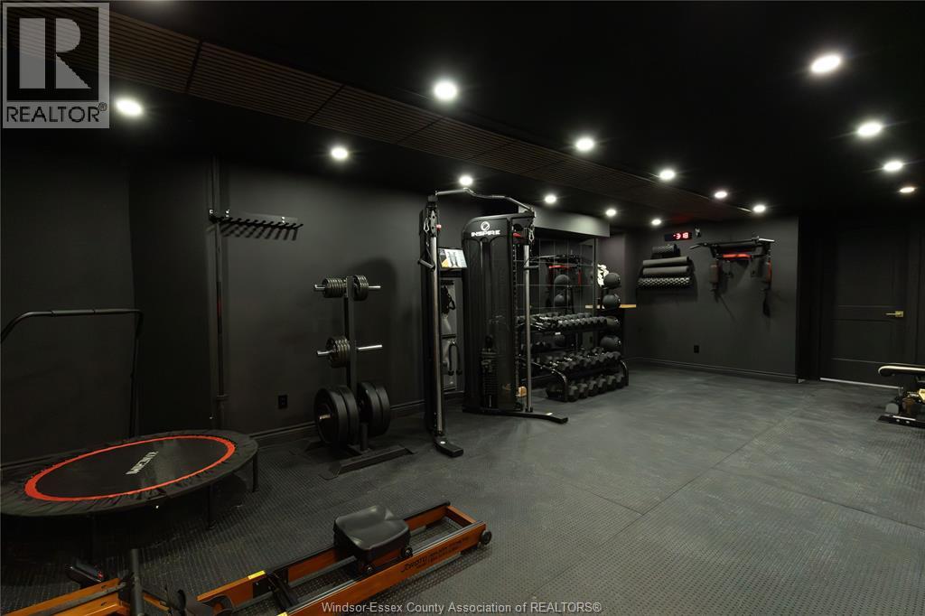 233 Old Tecumseh, Lakeshore, Ontario  N8N 3S9 - Photo 38 - 26003703