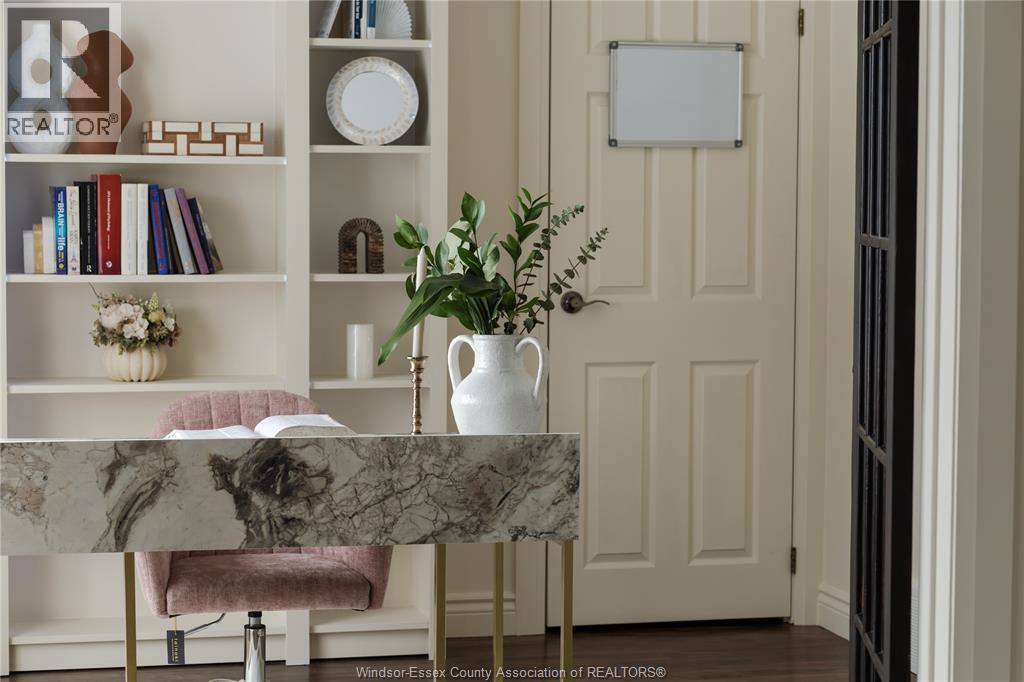 233 Old Tecumseh, Lakeshore, Ontario  N8N 3S9 - Photo 6 - 26003703