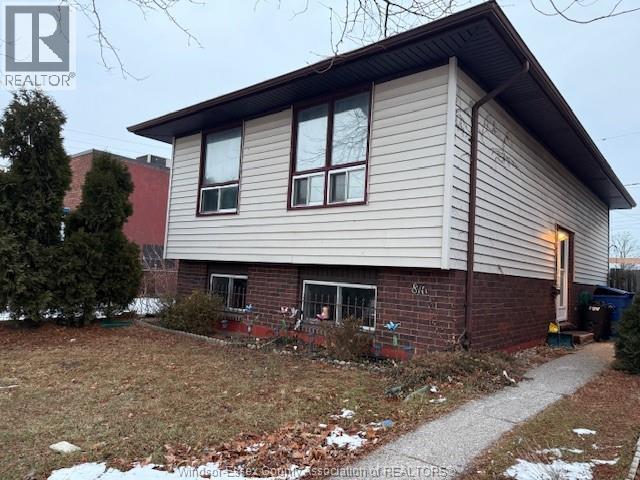 816 Dawson Road, Windsor, Ontario  N8Y 4A2 - Photo 2 - 26003765