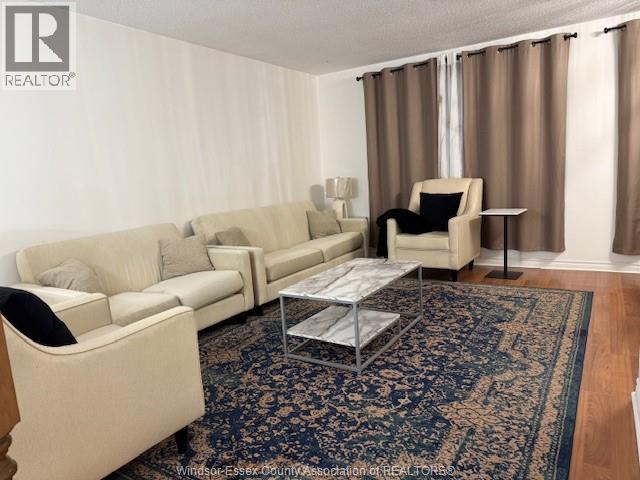 816 Dawson Road, Windsor, Ontario  N8Y 4A2 - Photo 3 - 26003765