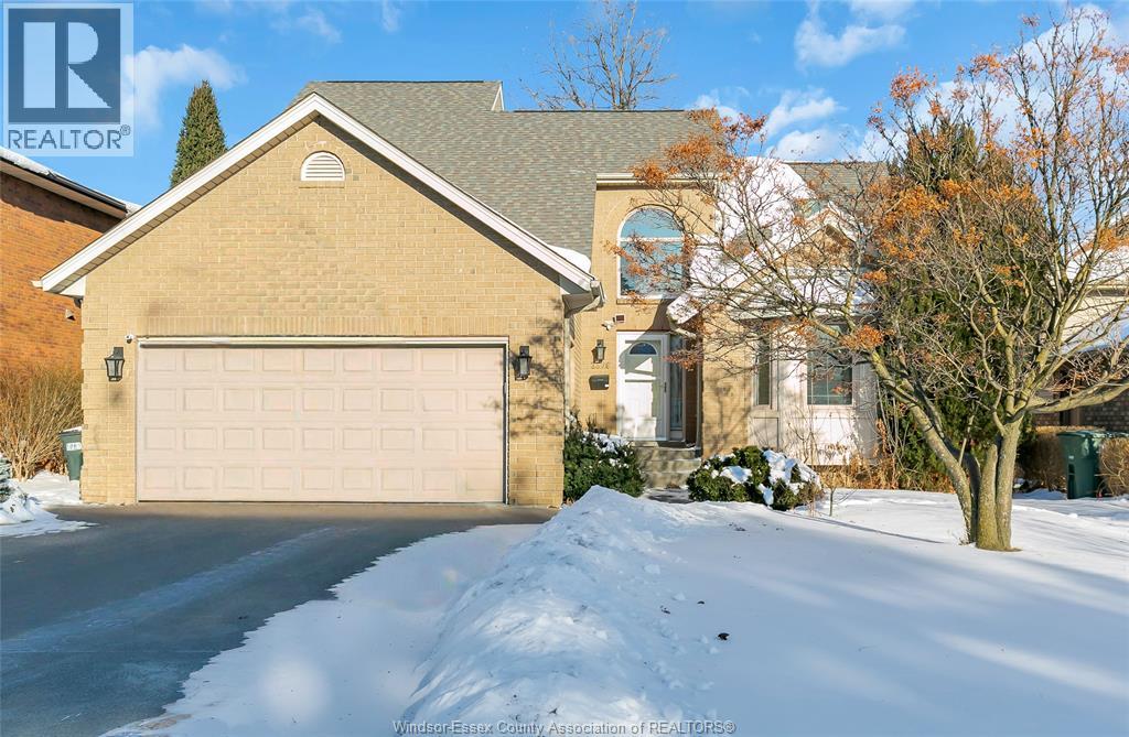 2376 DANDURAND AVENUE, Windsor, Ontario