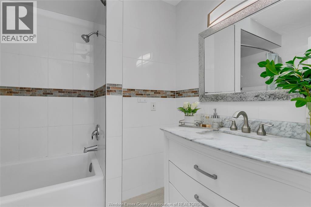 2376 Dandurand Avenue, Windsor, Ontario  N9E 3Y5 - Photo 19 - 26003778
