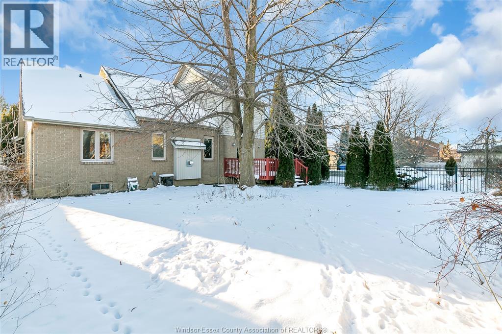 2376 Dandurand Avenue, Windsor, Ontario  N9E 3Y5 - Photo 37 - 26003778