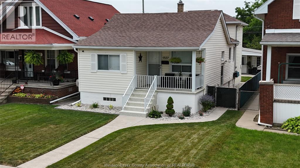 1527 Pierre, Windsor, Ontario