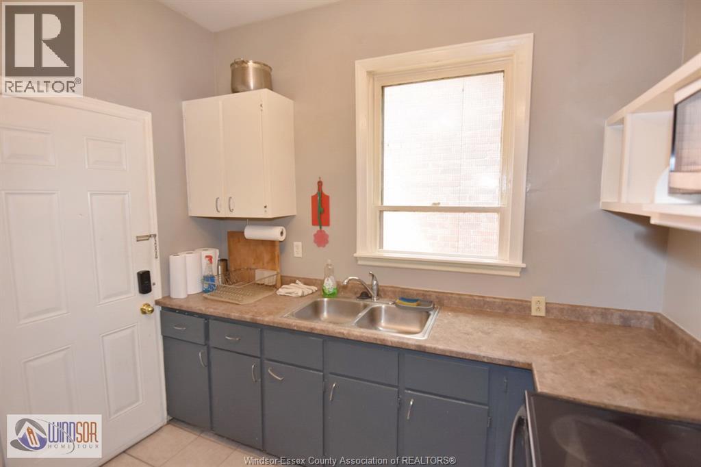 1453 Wyandotte Street East, Windsor, Ontario  N9A 3L1 - Photo 10 - 26003810