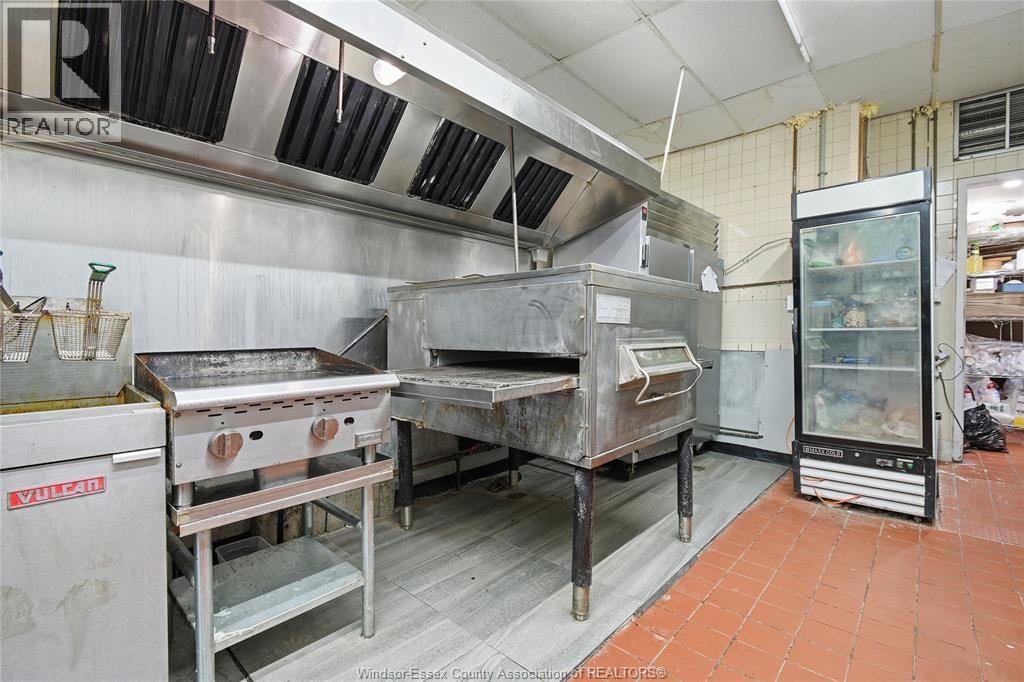 1457 University Avenue, Windsor, Ontario  N9B 1B8 - Photo 9 - 26003902