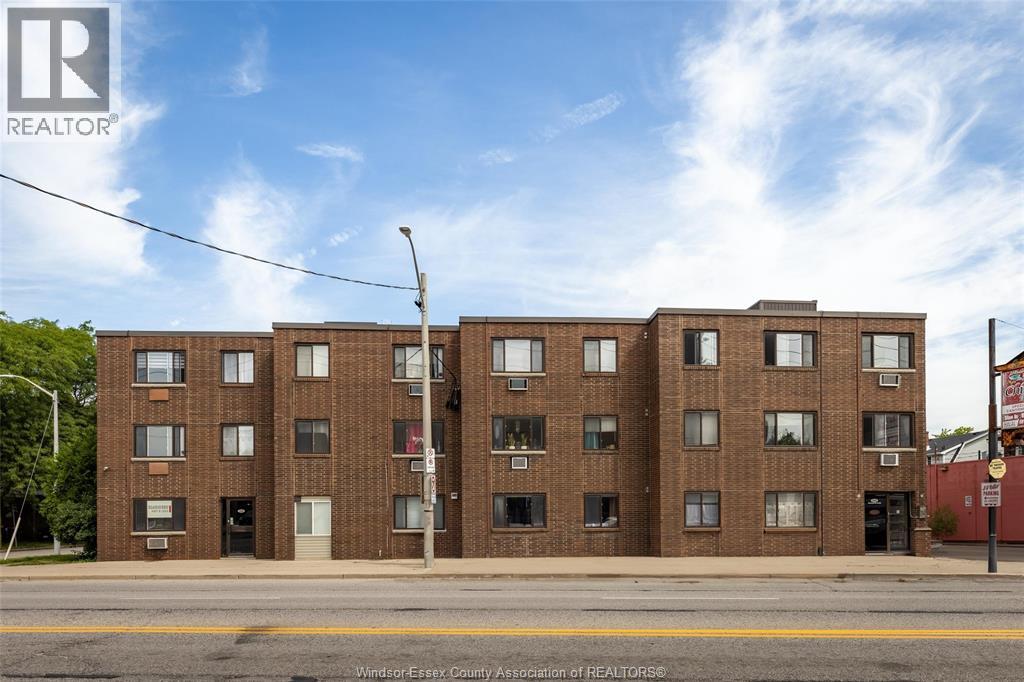 360 TECUMSEH ROAD W Unit# 301, Windsor, Ontario