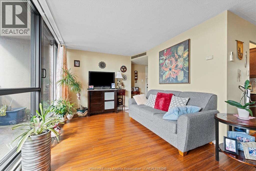 111 Riverside Drive East Unit# 1007, Windsor, Ontario  N9A 2S6 - Photo 8 - 26003949