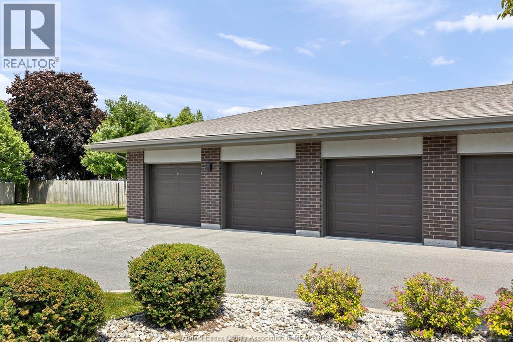 5840 Newman Boulevard Unit# 318, Lasalle, Ontario  N9J 0E3 - Photo 18 - 26003934