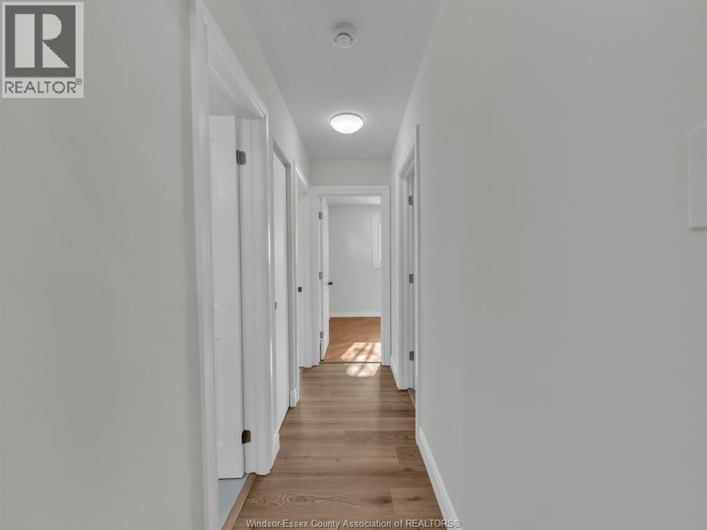 8428 Darlington, Windsor, Ontario  N8S 4M2 - Photo 15 - 26003953