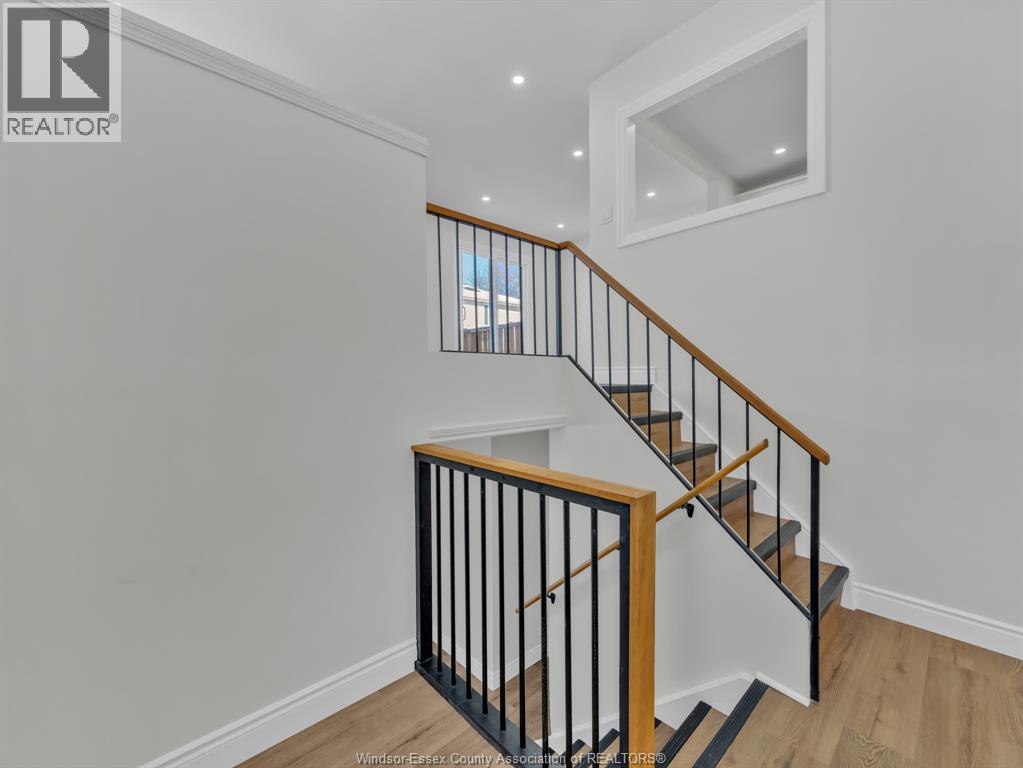 8428 Darlington, Windsor, Ontario  N8S 4M2 - Photo 3 - 26003953