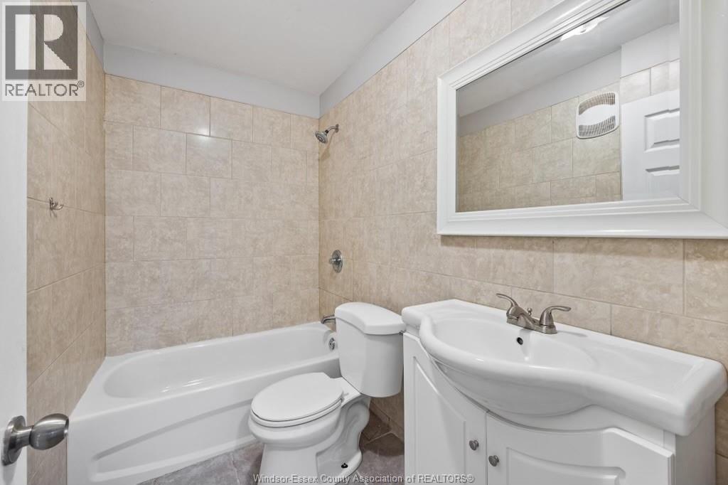 835 Moy Avenue Unit# Main, Windsor, Ontario  N9A 2N7 - Photo 8 - 26003972