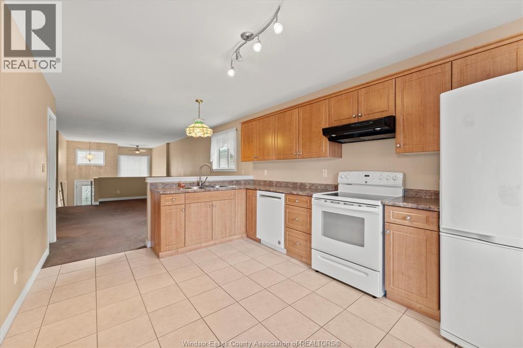 2538 Duneshill, Windsor, Ontario  N8P 1Y2 - Photo 11 - 26003959