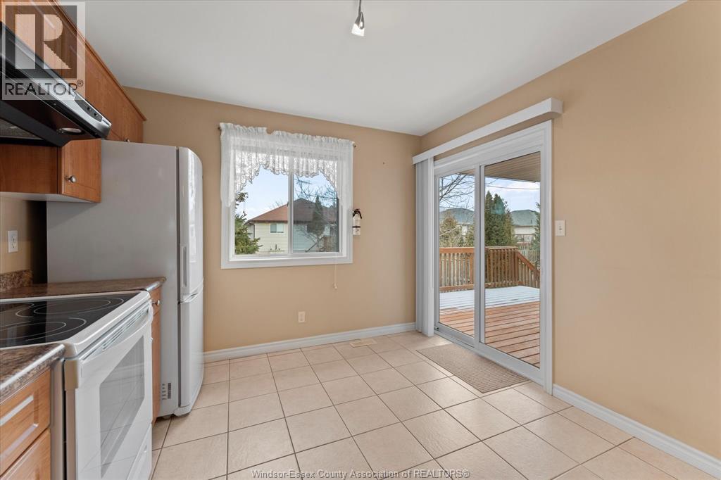 2538 Duneshill, Windsor, Ontario  N8P 1Y2 - Photo 12 - 26003959