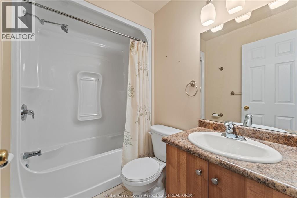 2538 Duneshill, Windsor, Ontario  N8P 1Y2 - Photo 18 - 26003959